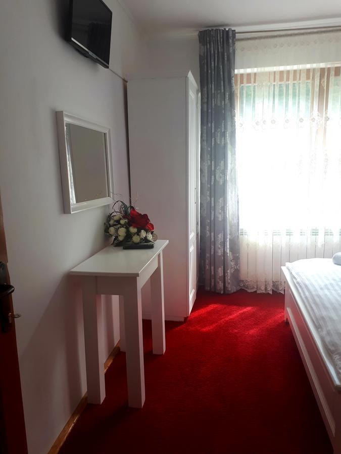 Pensiunea Casa David ชูกัก ภายนอก รูปภาพ